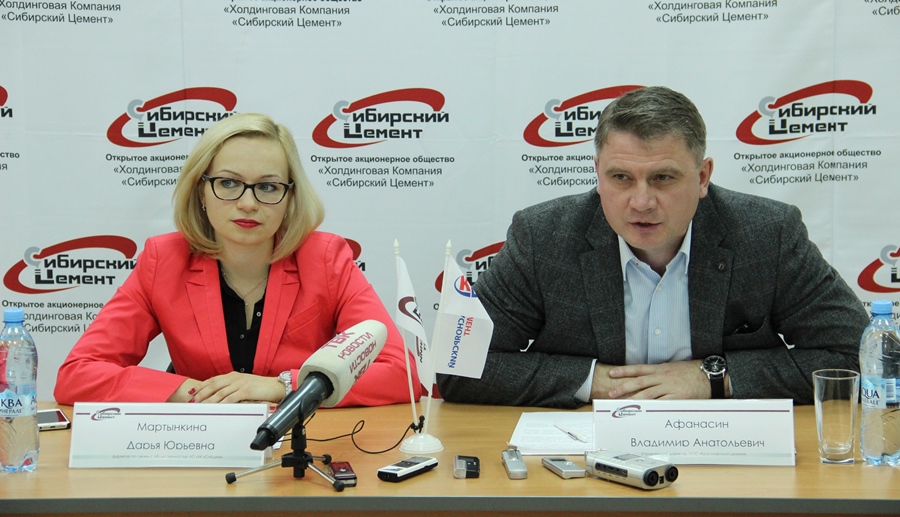 На красноярских заводах &laquo;Сибирского цемента&raquo; состоялись пресс-конференции, посвященные итогам работы в &laquo;высоком&raquo; строительном сезоне-2016