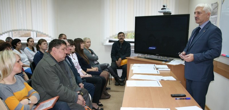 Управляющий директор &laquo;Красноярского цемента&raquo; провел традиционные встречи с заводчанами