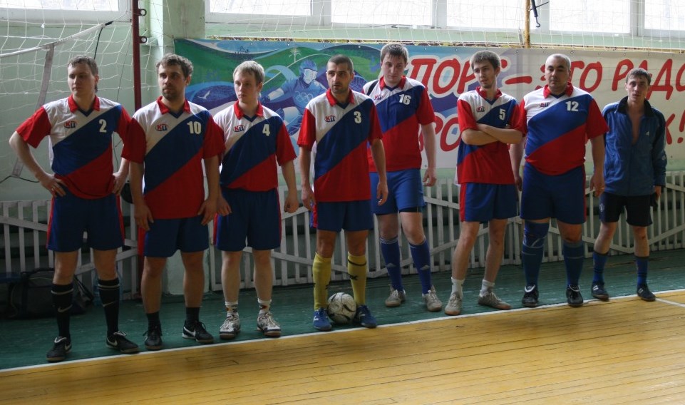 Команда &laquo;Красноярского цемента&raquo; &ndash; победитель соревнований по мини-футболу среди предприятий Свердловского района
