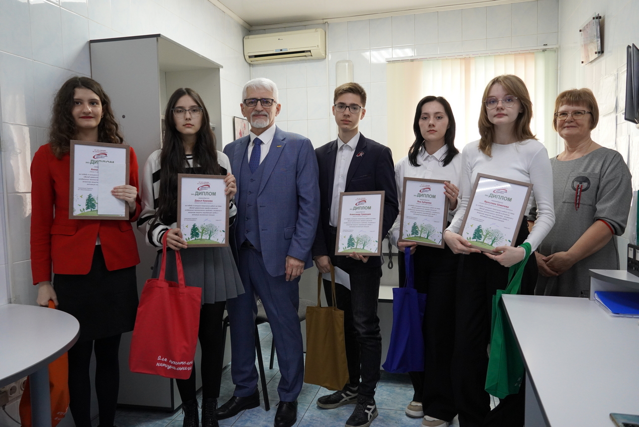 «Искитимцемент» провел экоуроки и наградил авторов лучших эссе
