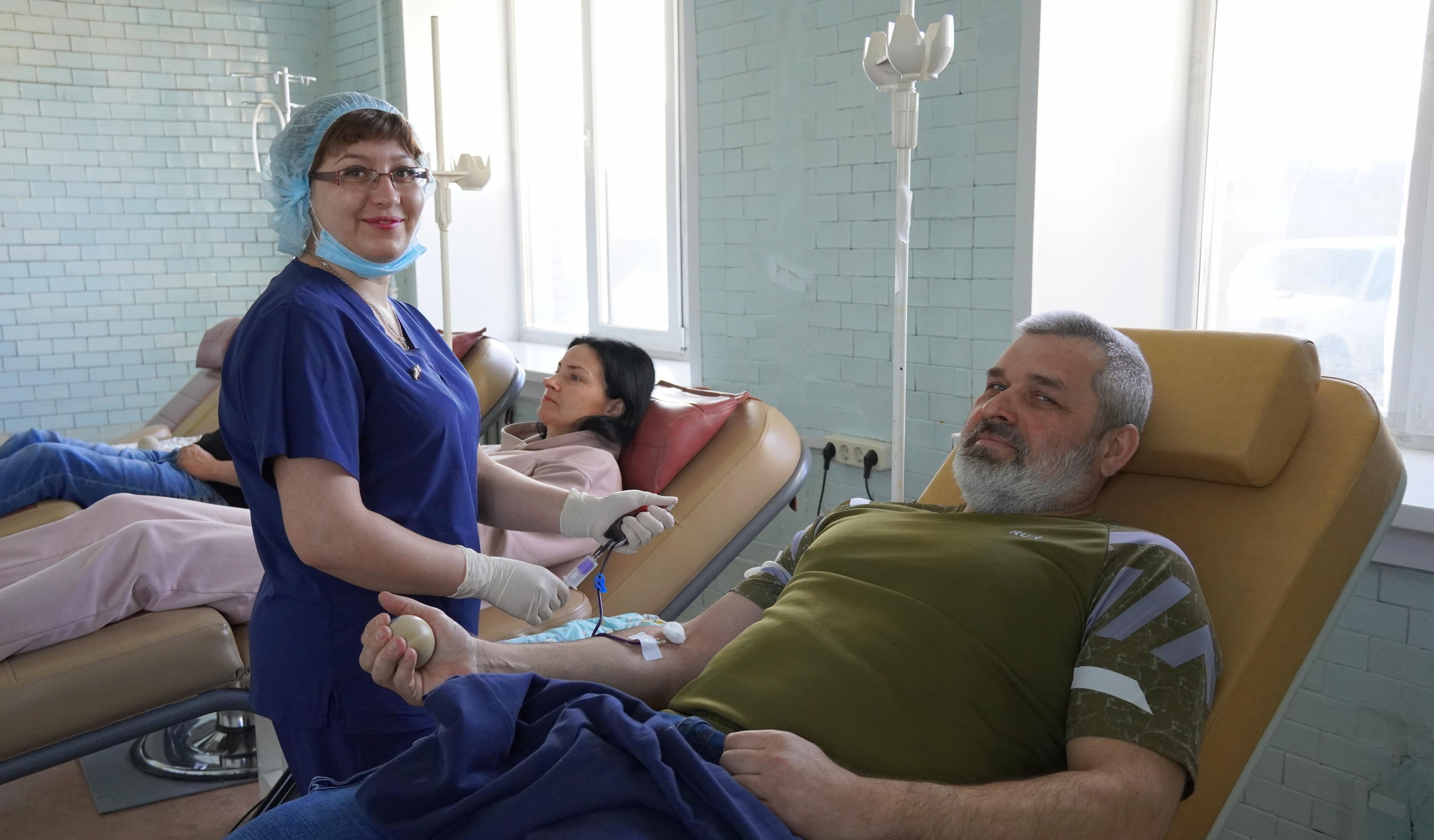 Работники АО «Искитимцемент» провели акцию к Всемирному дню донора крови