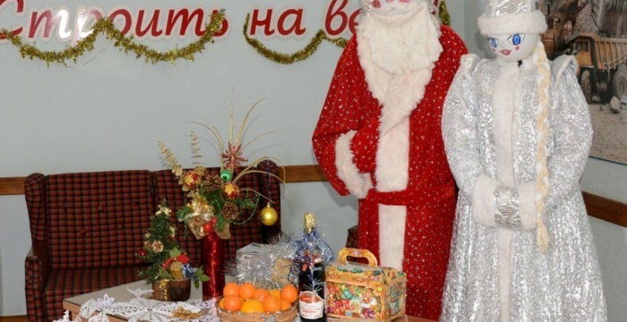 На Топкинском цементном заводе подвели итоги конкурса на лучшее новогоднее оформление рабочих мест