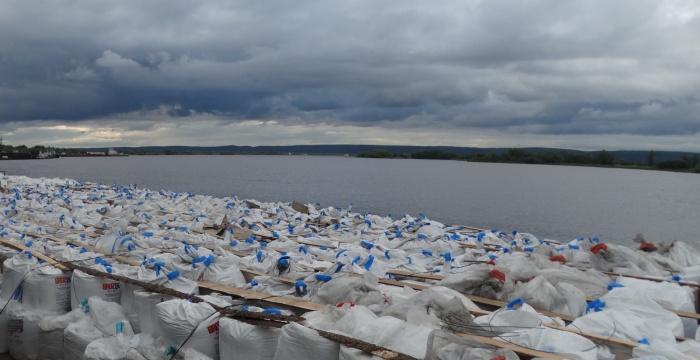 «Сибирский цемент» возобновил поставки продукции водным транспортом