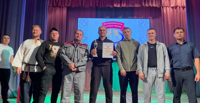 Цементники Искитима поддержали проект «Отцы-молодцы»