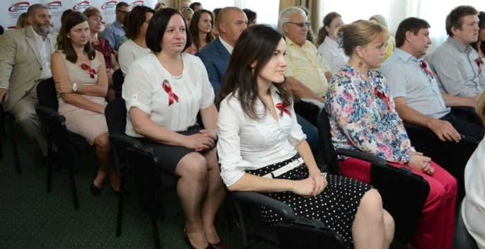 Работники и ветераны &laquo;Сибирского цемента&raquo; приняли участие в мероприятиях, приуроченных ко Дню строителя