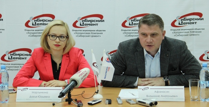 На красноярских заводах &laquo;Сибирского цемента&raquo; состоялись пресс-конференции, посвященные итогам работы в &laquo;высоком&raquo; строительном сезоне-2016