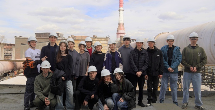 Сотрудники «Красноярского цемента» рассказали девятиклассникам о защите окружающей среды от воздействия производства