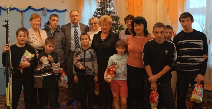 На Тимлюйском цементном заводе прошли новогодние праздники и конкурсы