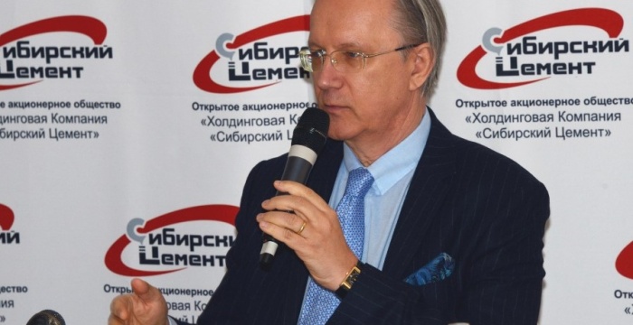 В Кемерово прошла пресс-конференция &laquo;Итоги работы ОАО &laquo;ХК &laquo;Сибцем&raquo; в 2012 году&raquo;